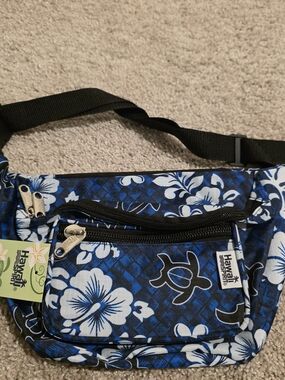 Hawaii Spirit Blue Floral Turtle Waist Pack NWT